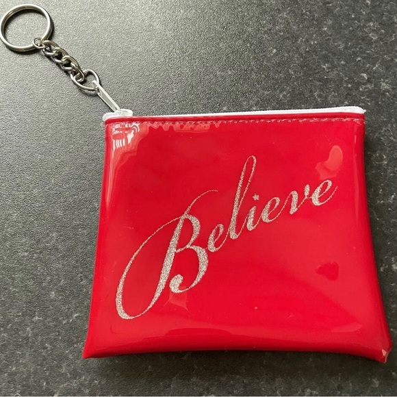 Macy’s Believe Coin Purse - Picture 2 of 6